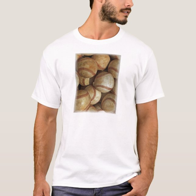 Trendy Baseball Artwork T-Shirt (Vorderseite)
