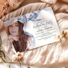Trendy Blue Bow Foto Graduation Party Einladung