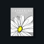Trendy Daisy mit grau und gelb Leinwanddruck<br><div class="desc">Ein Zen-und skurrile, Hipster-Kunstwerk. Sie können einen Namen, ein Monogramm oder einen anderen benutzerdefinierten Text hinzufügen. Wenn Sie die Kunst verschieben möchten, klicken Sie auf die Schaltfläche Anpassen, um Änderungen vorzunehmen.</div>