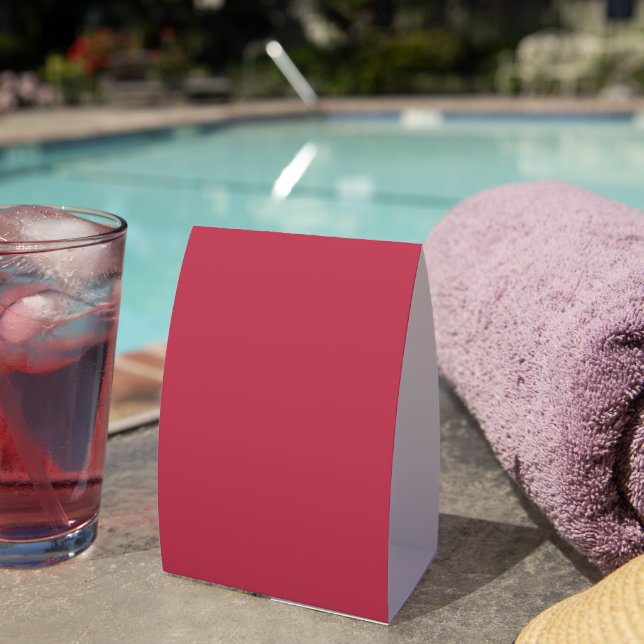 Trendy Deep Raspberry Red - Paper Table Tent Tischaufsteller (In Situ (auf dem Tisch))