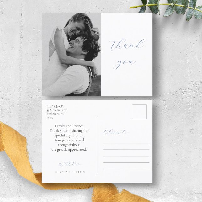 Trendy Dusty Blue Script Foto Wedding Vielen Dank Postkarte (Von Creator hochgeladen)