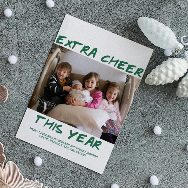 Trendy Extra Cheval Cette année Carte photo | Vert (Green Trendy Extra Cheer This Year Holiday Photo Card)