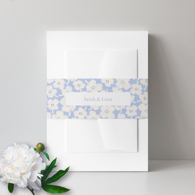 Trendy Floral Blue & White Custom Wedding Einladungsbanderole (Von Creator hochgeladen)