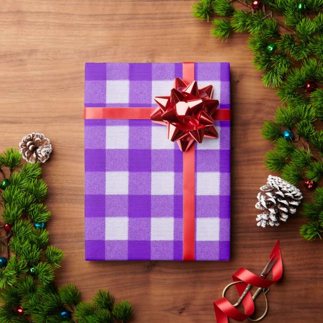 Trendy Gingham Tartan Kariertes Lila Geschenk Geschenkpapier (Feiertagsgeschenk)