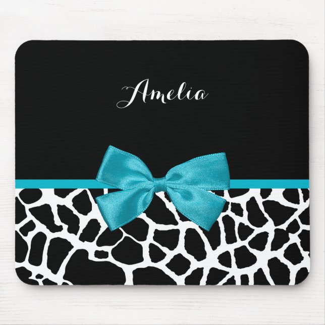 Trendy Giraffe Animal Print Turquoise Bow und Name Mousepad (Vorne)