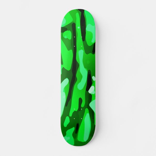 Trendy Green Camouflage Pattern Skateboard (Vorderseite)