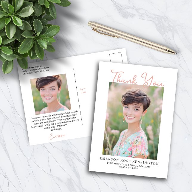 Trendy Handwriting Abschluss Vielen Dank Postkarte (Trendy Handwritten Graduation Thank You Postcard)