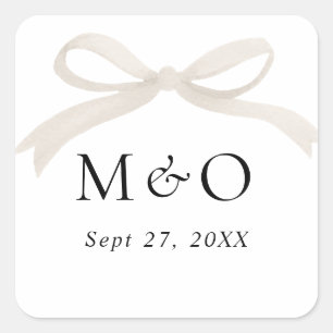 Trendy Ivory White Bow Watercolor Monogram Wedding Quadratischer Aufkleber
