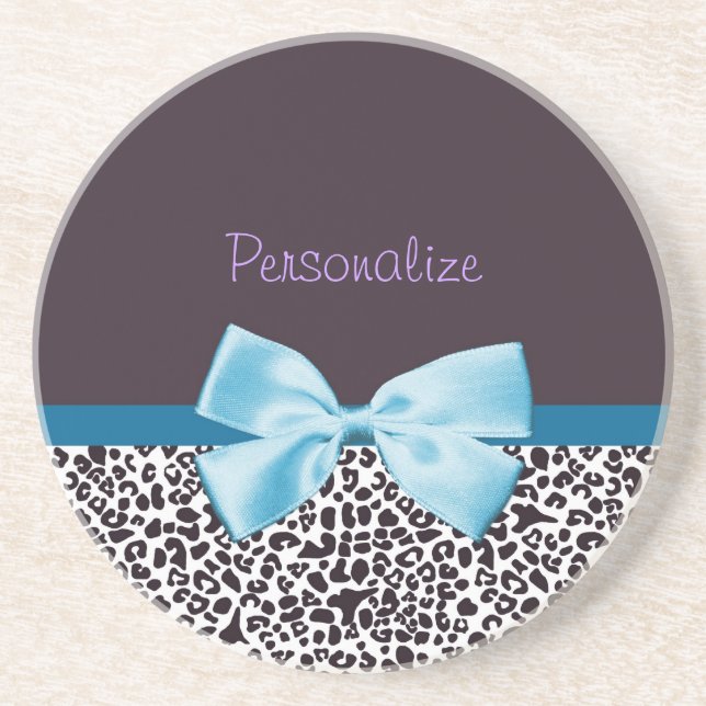 Trendy Leopard Print und Blue Ribbon mit Namen Getränkeuntersetzer (Vorne)