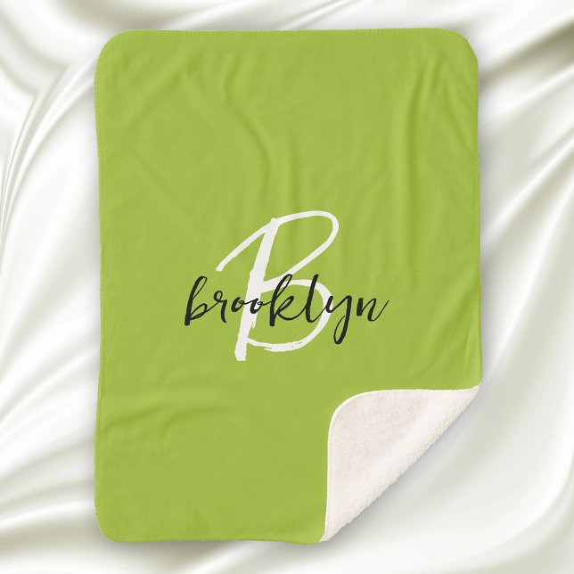 Trendy Lime Green Black and White Script Monogram Sherpadecke (Von Creator hochgeladen)