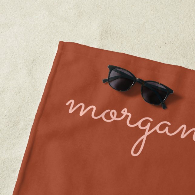 Trendy Monogram | Burnt Orange + Blindskriptname Strandtuch (Beispiel)