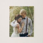 Trendy Monogram Wedding Foto<br><div class="desc">Einfache und schicke Monogrammgestaltung. Benötigen Sie eine benutzerdefinierte Farbe? Senden Sie uns eine Nachricht an heartlockedstudio@gmail.com und wir helfen Ihnen gerne weiter!</div>