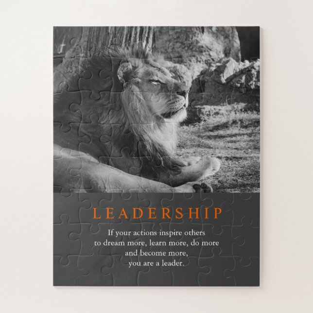 Trendy Motivierend Leadership Lion Black & White (Vertikal)