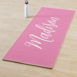 Trendy Pink Girls Name Handgeschriebenes Skript be Yogamatte