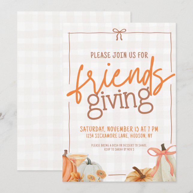 Trendy Pumpkin Bow Kariert Friendsgiving Einladung (Vorne/Hinten)