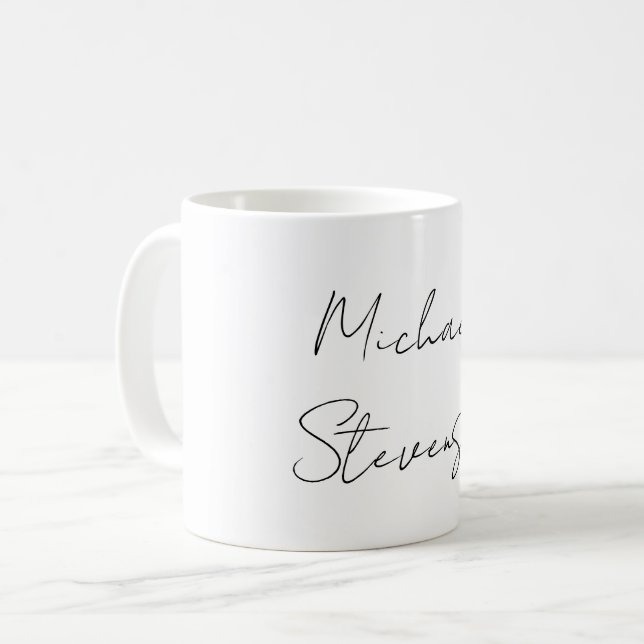 Trendy Schwarz-weiß Handwriting Minimalistisch Kaffeetasse (Vorderseite Links)