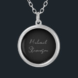Trendy Schwarz-weiß Handwriting Minimalistisch Versilberte Kette<br><div class="desc">Haben Sie schon einmal so ein dünnes,  gut durchdachtes,  ästhetisches und bemerkenswertes Design gesehen? Die Schriftauswahl,  die Größe des Schriftartes und die Dunkelheit der Farben sind schon lange überlegt und mit viel Aufwand gestaltet worden. Das Ergebnis war so ein einzigartiges Design,  das alle beeindruckt,  die es sehen.</div>