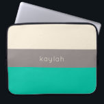 Trendy Seafoam Green Color Block Muster mit Name Laptopschutzhülle<br><div class="desc">Dieses trendige,  farbenfrohe Muster verbindet reichhaltiges Meeresgrün,  tiefes Taupe und sandigem Beige. Eine Textvorlage wird zur Personalisierung dieses Falles mit Ihrem Namen,  Monogramminitialen oder anderen gewünschten Text hinzugefügt. Erhältlich in anderen Farbkombinationen und für eine Vielzahl von Telefonmodellen. Dieses Design schützt Ihren Laptop stilvoll.</div>