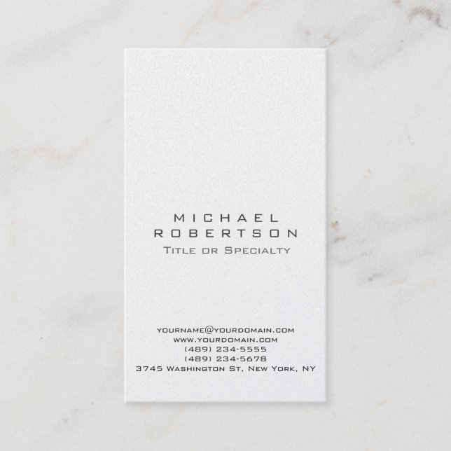 Trendy Simple Clean Elegante Moderne Visitenkarte (Vorderseite)