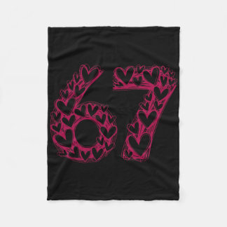 Trendy Six Seven Viral Sketch Heart 67 Cute Valent Fleecedecke