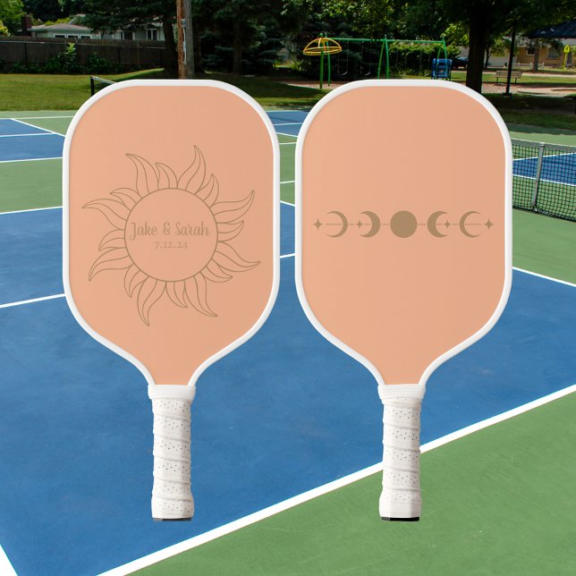 Trendy Sun Moon Orange Wedding Pickleball Paddle (Von Creator hochgeladen)