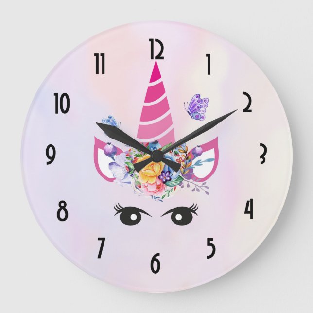 Trendy Unicorn mit Blumenkronen und Schmetterlinge Große Wanduhr (Vorderseite)