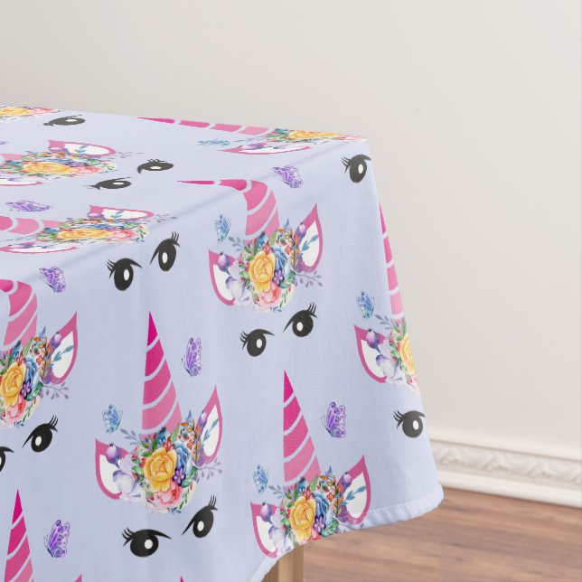 Trendy Unicorn mit Blumenkronen und Schmetterlinge Tischdecke (Beispiel)