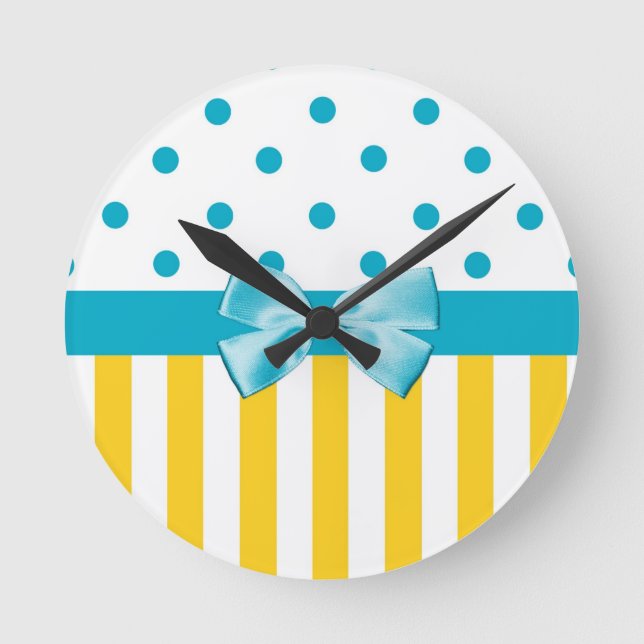 Trendy Yellow Stripes With Blue Ribbon Runde Wanduhr (Vorderseite)