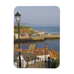 Treppe hinunter zum Hafen, Whitby, Norden Magnet