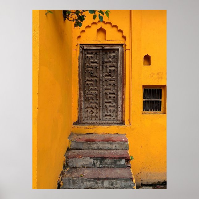 TREPPE VOR DER HOLZTÜR POSTER (Vorne)