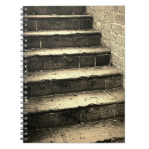 Treppe zum Sepia-Notebook