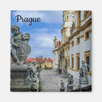 Treppen mit Stein Engel in der Kirche Loreto Prag