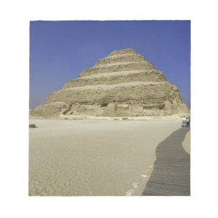 Treppenpyramide in Saqqara, eine der frühesten Notizblock