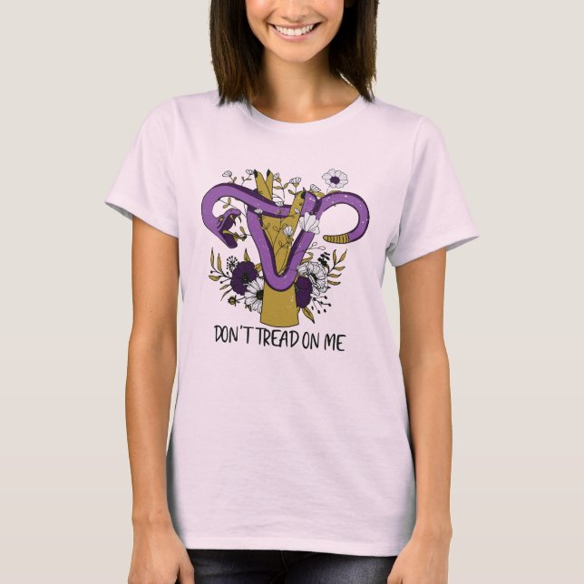 Treten Sie mir nicht als Feministin auf T-Shirt (Vorderseite)