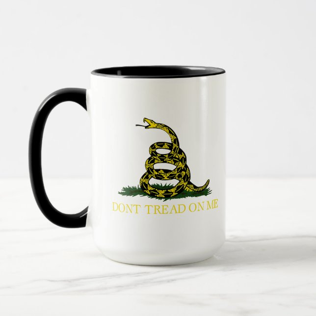 Treten Sie mir nicht die Gadsdenflagge 2nd A an Tasse (Links)