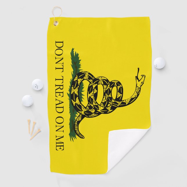 Treten Sie nicht auf meiner Gadsden-Flagge Golfhandtuch (Insitu)