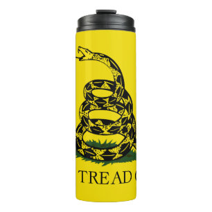 Treten Sie nicht auf meiner Gadsden-Flagge Thermosbecher