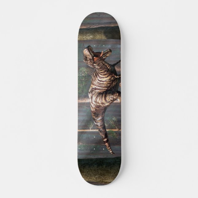 TRex im Wald Skateboard (Vorne)