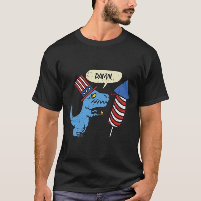 Trex Kurze Hände Firecracker Funny Firework 4. T-Shirt (Vorderseite)
