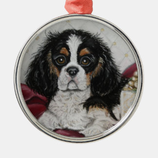 Tri unbekümmertes Königcharles Spaniel-Weihnachten Silbernes Ornament
