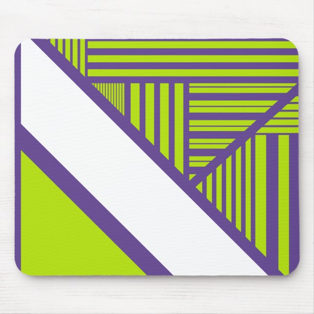 Triangle Stripes in Lime Green und Lila Mousepad (Vorne)