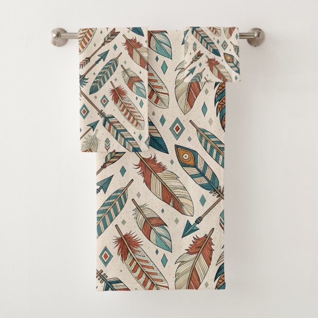 Tribal Bath Towel Native Arrows and Feather Motif (En situation)