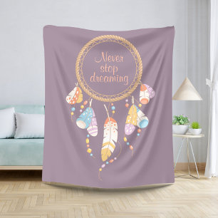 Tribal Boho Dreamcatcher über Lila Zitat Sherpadecke
