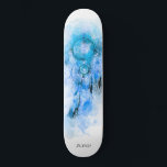 *~* Tribal Boho Shamanic Sacred Dream Catcher Skateboard<br><div class="desc">* Western BOHO American Watercolor Abstrakte Dream Catcher Tour mit hübschen Feathers als Shamanic-Symbol für einen amerikanischen Spirituellen Heiler oder BOHEMIAM Design. * * *** Die Farben sind überwiegend TÜRKISCH- UND AQUA-Farben auf WEISS. Dieses temperamentbasierte, beliebte boho kreative abstrakte moderne Träumerei- und Feathers-Design wird höchstwahrscheinlich von Shamans, Native American Healers,...</div>