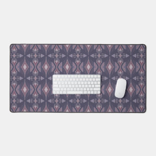 Tribal Diamonds and Arrows, Plum, Lilac, Mauve Schreibtischunterlage