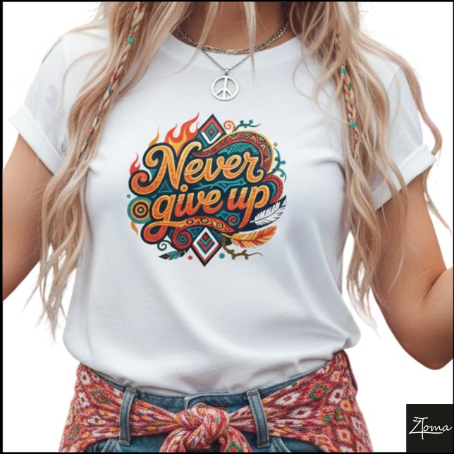 Tribal Geometric Never Give Up Flames T-Shirt (Von Creator hochgeladen)