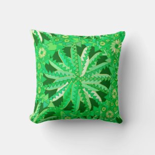Tribal Mandala Print, Emerald und Lime Green Kissen