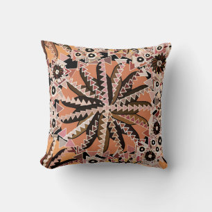 Tribal Mandala Print, Taupe Tan und Beige Kissen