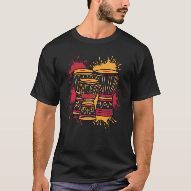 Tribal Rhythm Kunst  T-Shirt (Vorderseite)