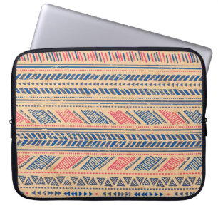 Tribal vintage-ethnisch: nahtloses Muster. Laptopschutzhülle